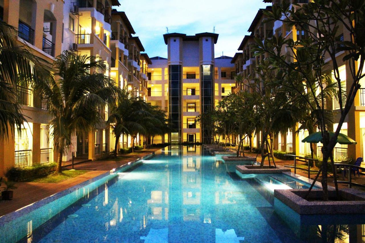 Tiara Desaru Resort Exterior foto